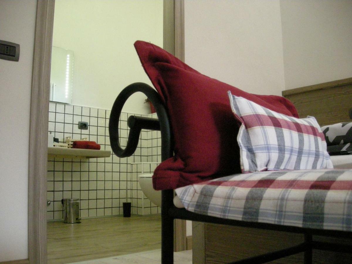 B&B Il Crocevia Teglio Buitenkant foto